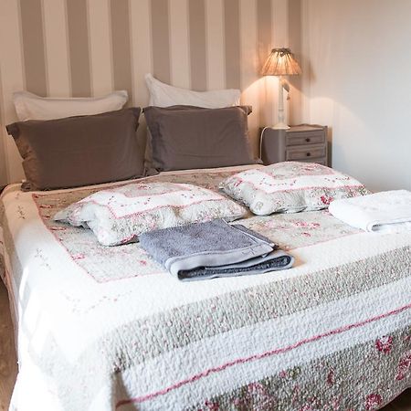 Au Jardin D'Eloise Bed & Breakfast Tremereuc Bagian luar foto