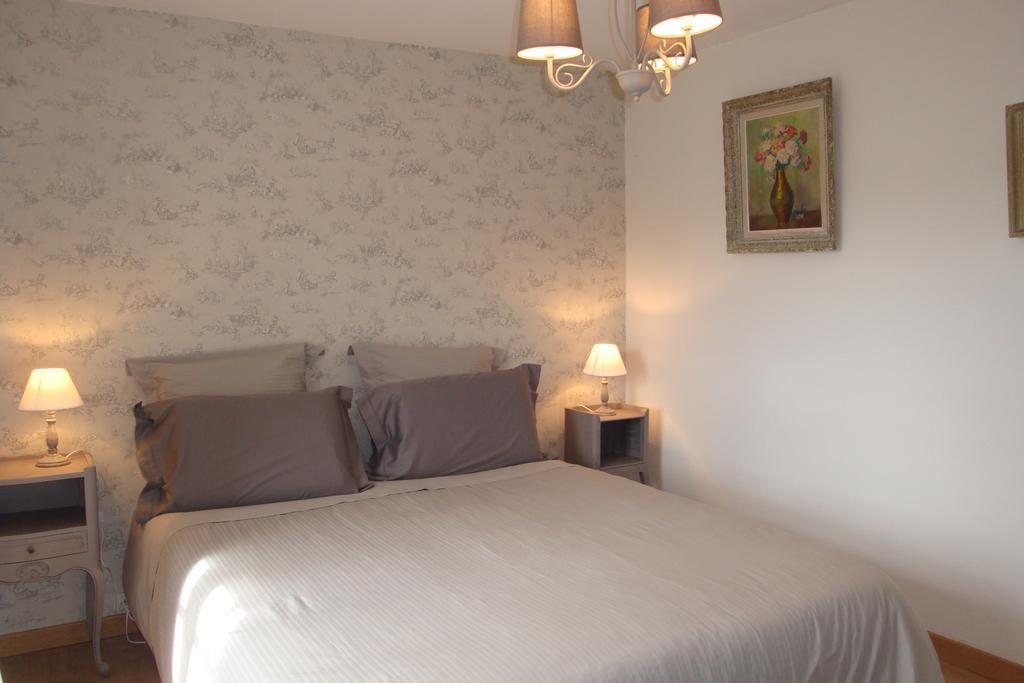 Au Jardin D'Eloise Bed & Breakfast Tremereuc Bagian luar foto