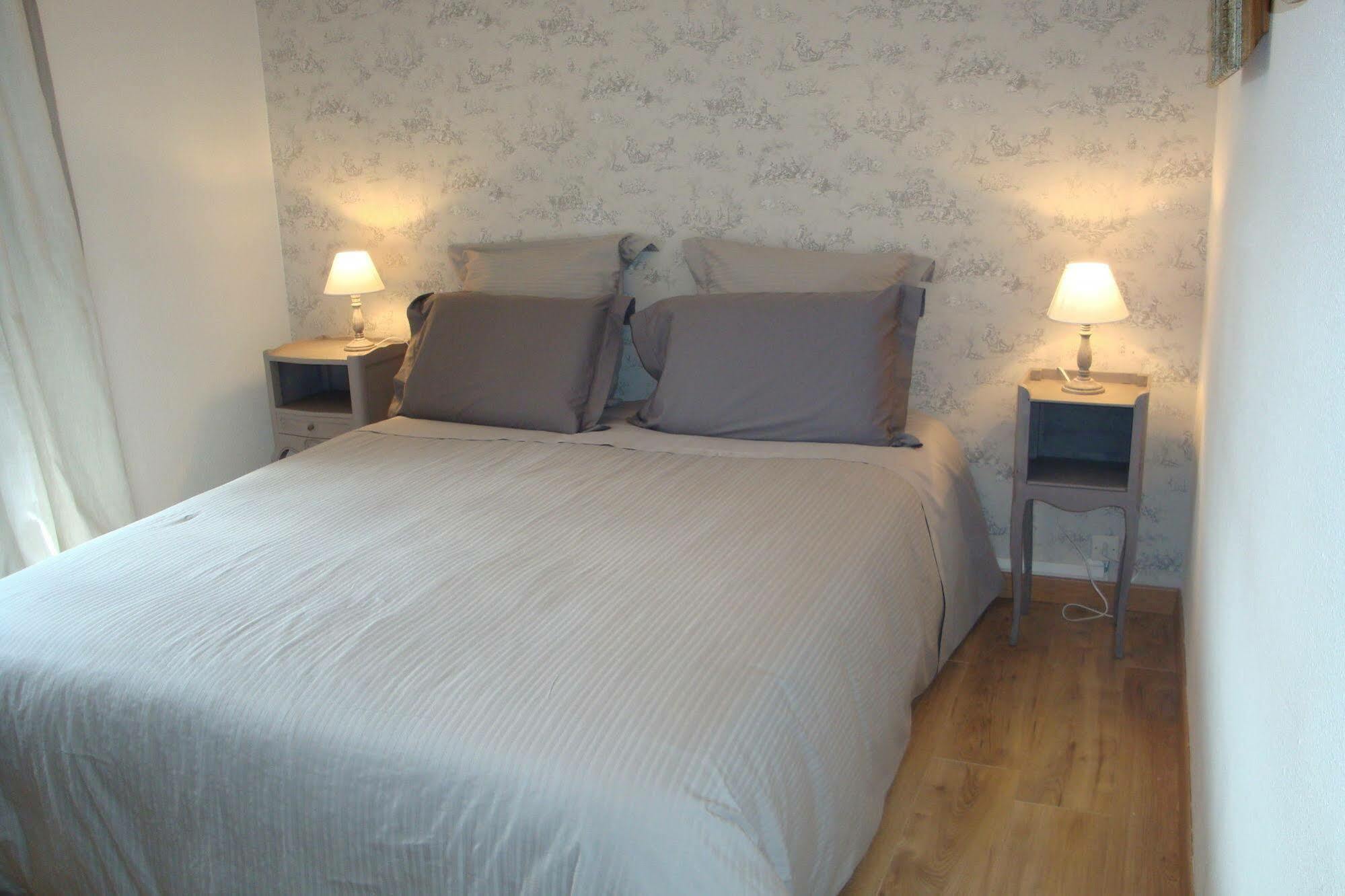 Au Jardin D'Eloise Bed & Breakfast Tremereuc Bagian luar foto